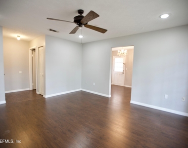 5201 Atlantic Boulevard - Photo Thumbnail 3