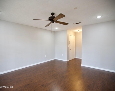 5201 Atlantic Boulevard - Photo Thumbnail 4