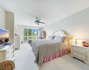 402 Bristle Cone Lane - Photo Thumbnail 13
