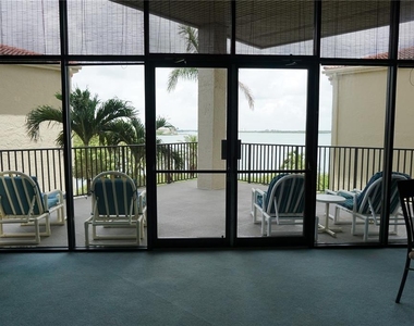6322 Palma Del Mar Boulevard S - Photo Thumbnail 29