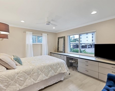 1900 Benjamin Franklin Drive - Photo Thumbnail 16