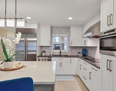 1900 Benjamin Franklin Drive - Photo Thumbnail 4
