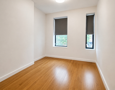 304 Linden Street - Photo Thumbnail 4