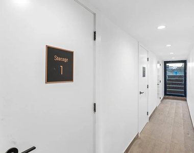 3056 44th Street - Photo Thumbnail 1