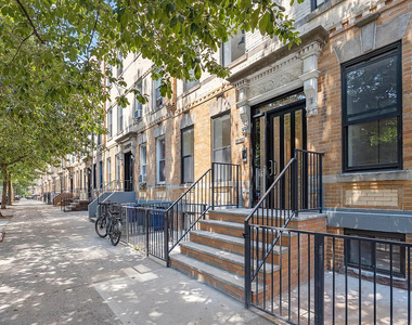 3056 44th Street - Photo Thumbnail 12