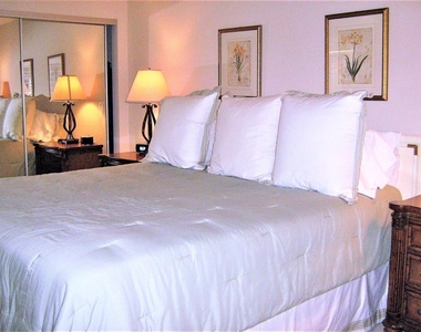 72346 Sommerset Drive - Photo Thumbnail 8