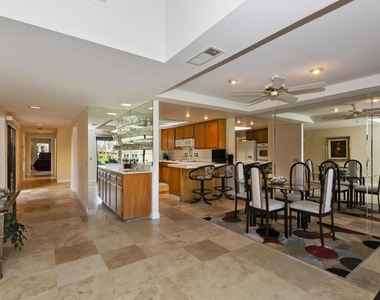 92 Presidio Place - Photo Thumbnail 2
