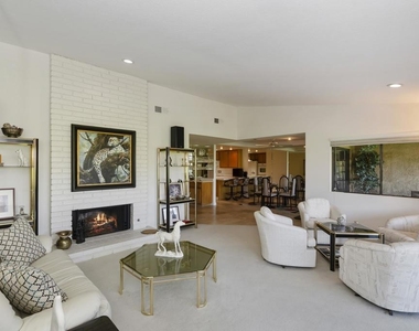 92 Presidio Place - Photo Thumbnail 5