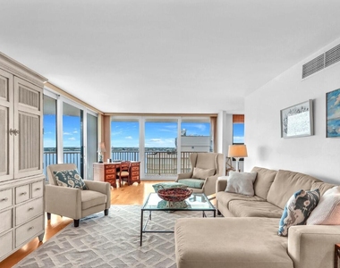 5480 N Ocean Drive - Photo Thumbnail 2