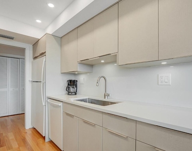 5480 N Ocean Drive - Photo Thumbnail 20