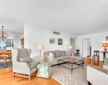 5480 N Ocean Drive - Photo Thumbnail 15