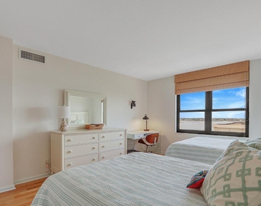 5480 N Ocean Drive - Photo Thumbnail 30
