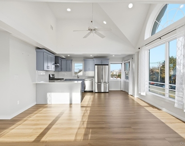 62 South Street - Photo Thumbnail 4
