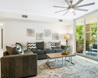 2728 Tiburon Boulevard E - Photo Thumbnail 7