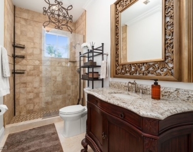 2650 Bolero Drive - Photo Thumbnail 25