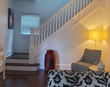393 Bath Avenue - Photo Thumbnail 9