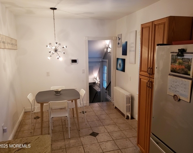 393 Bath Avenue - Photo Thumbnail 2