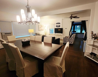 393 Bath Avenue - Photo Thumbnail 7