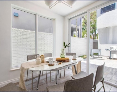 3350 Ne 14th Court - Photo Thumbnail 25