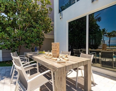 3350 Ne 14th Court - Photo Thumbnail 17