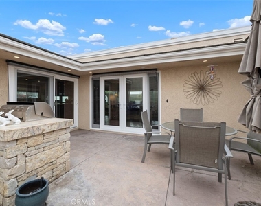 31202 Palma Drive - Photo Thumbnail 6