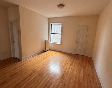 West 171st street  Ft Washington Avenue - Photo Thumbnail 1