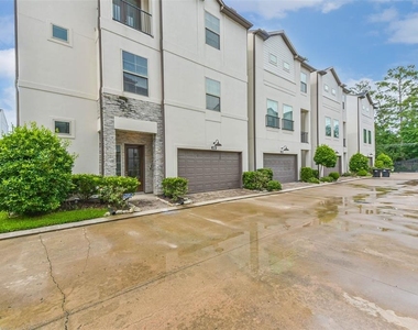 10914 Brookeshire Chase Lane - Photo Thumbnail 5