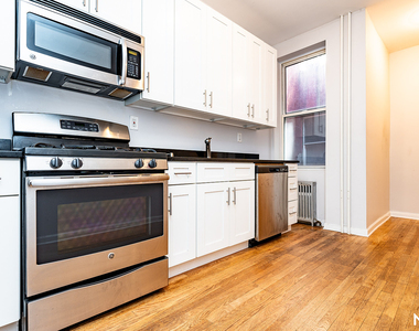 183 Jefferson Street - Photo Thumbnail 4