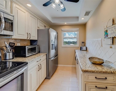 17580 Gulf Boulevard - Photo Thumbnail 28