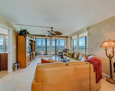 17580 Gulf Boulevard - Photo Thumbnail 20