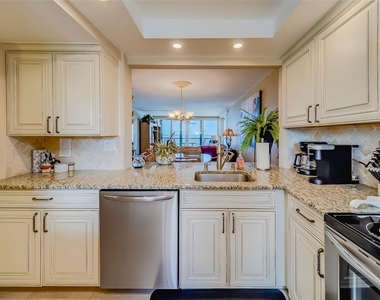 17580 Gulf Boulevard - Photo Thumbnail 26
