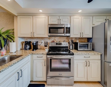 17580 Gulf Boulevard - Photo Thumbnail 29