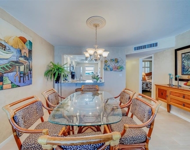 17580 Gulf Boulevard - Photo Thumbnail 23