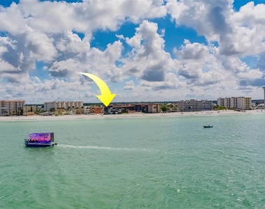 17580 Gulf Boulevard - Photo Thumbnail 8