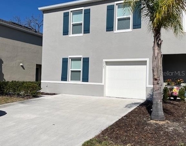 2725 Silver Canoe Drive - Photo Thumbnail 1