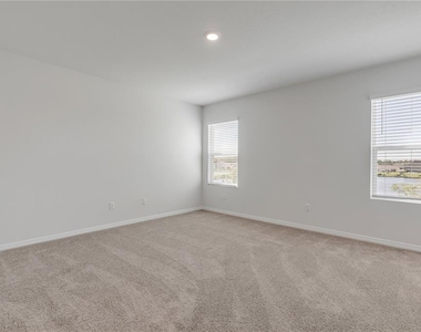 2725 Silver Canoe Drive - Photo Thumbnail 17