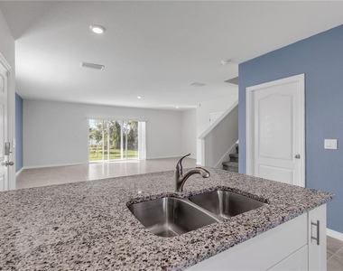 2725 Silver Canoe Drive - Photo Thumbnail 15