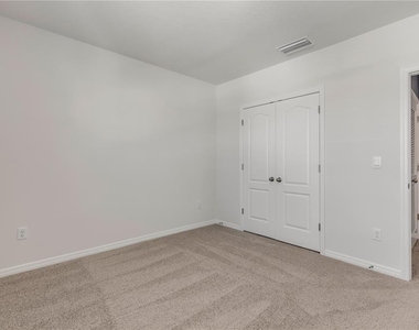 2725 Silver Canoe Drive - Photo Thumbnail 24