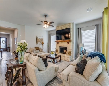 2602 Geer Lane - Photo Thumbnail 3