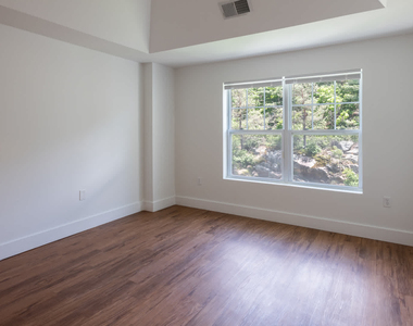 790 Willard Street - Photo Thumbnail 45