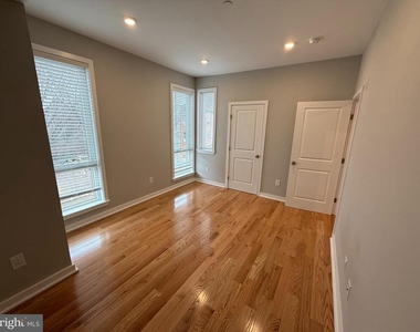 914 W Susquehanna Avenue - Photo Thumbnail 9