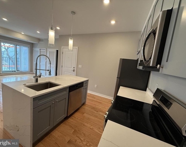 914 W Susquehanna Avenue - Photo Thumbnail 8