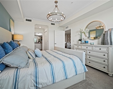 43011 Greenway Boulevard - Photo Thumbnail 9