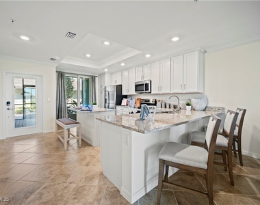 43011 Greenway Boulevard - Photo Thumbnail 4