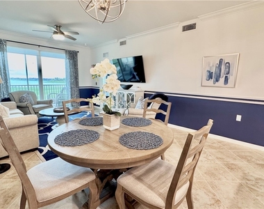 43020 Greenway Boulevard - Photo Thumbnail 9