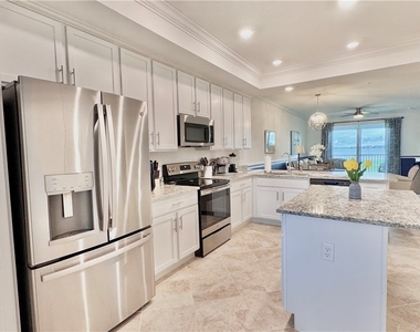 43020 Greenway Boulevard - Photo Thumbnail 4