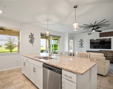 15919 Grassland Lane - Photo Thumbnail 11
