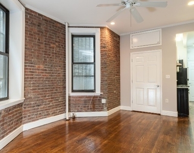 East 18th Street - Photo Thumbnail 6