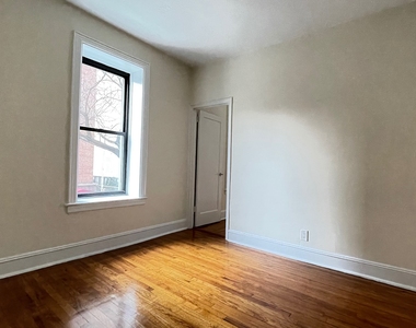 East 38th Street - Photo Thumbnail 16