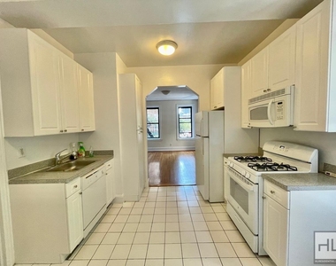 East 38th Street - Photo Thumbnail 5